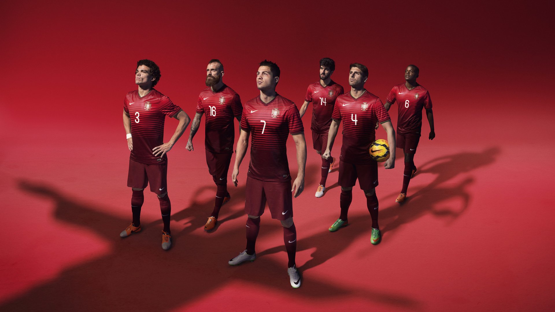 kaiyun官方网站-远射奇迹：欧冠史上最绝妙的超级远射盘点，远射球员